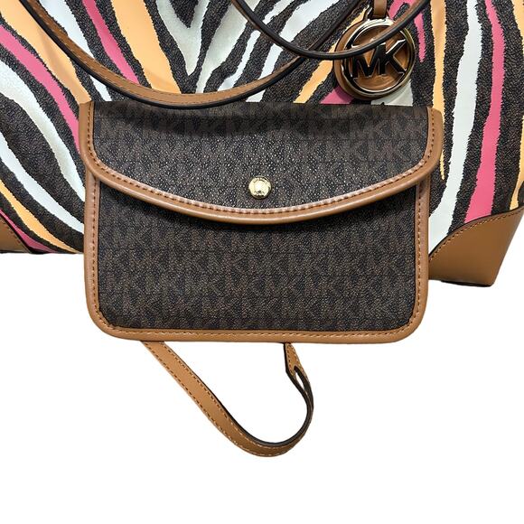 Michael Kors Eva Large Striped Tote w/Wallet NWOT Limited Edition Leather Canvas - Picture 2 of 12